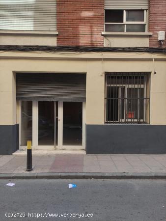 LOCAL COMERCIAL JUNTO AVD FLORIDABLANCA - MURCIA