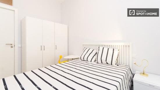 Acogedora habitación con aire acondicionado en un apartamento de 6 dormitorios, Salamanca - MADRID