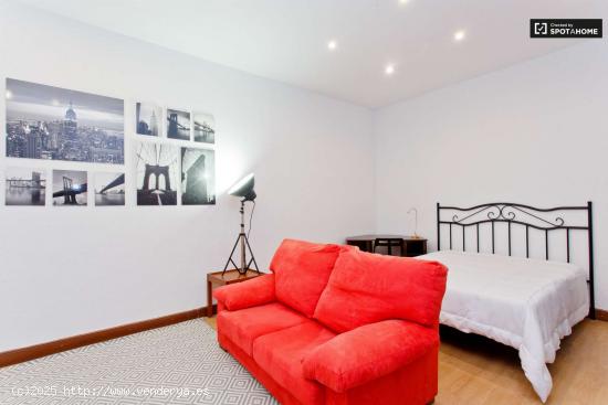  Habitación privada con calefacción en piso compartido, Chamberí - MADRID 