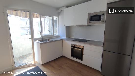 Apartamento entero de 3 dormitorios en Alicante (Alacant) - ALICANTE