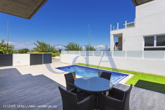 Villa en venta en Daya Nueva (Alicante)