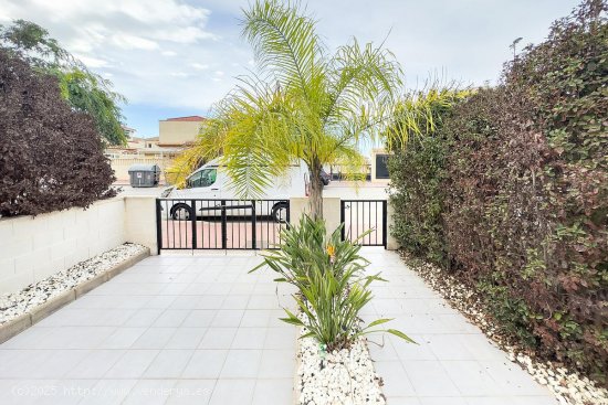 Casa en venta en Torrevieja (Alicante)