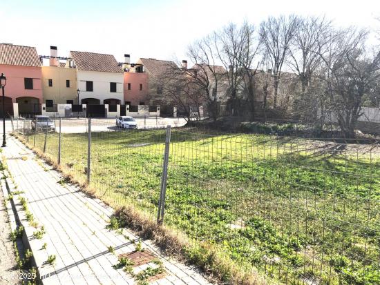 SOLARES EN GUILLENA, SEVILLA. - SEVILLA