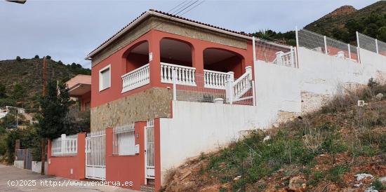 SE VENDE ESPECTACULAR CHALET EN PARAJE SAN JOSE - CASTELLON