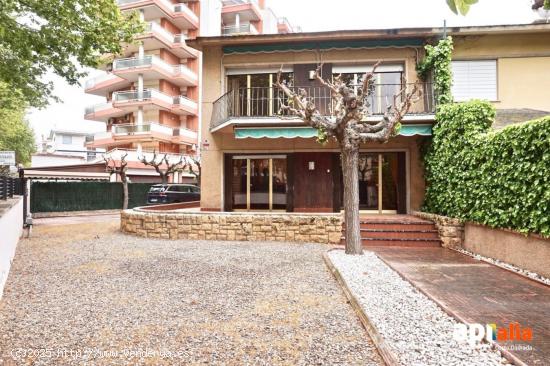 CASA EN LA PLAYA DE LEVANTE - TARRAGONA