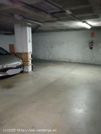 PLAZA DE PARKING EN MONTCADA BIFURCACION - BARCELONA