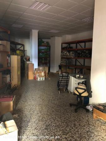 SE VENDE  ESTUPENDO BAJO  COMERCIAL  EN EL BARRIO DEL CARMEN, MURCIA - MURCIA