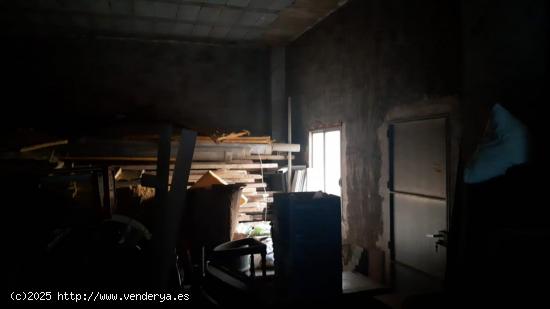 Local Comercial con 3 Persianas - Espinardo - MURCIA