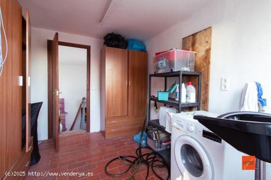 CASA UNIFAMILIAR CON LOCAL COMERCIAL EN VENTA EN SANTA BARBARA (TARRAGONA) - TARRAGONA