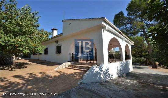  Espacioso chalet en Xàtiva con 2 piscinas - VALENCIA 