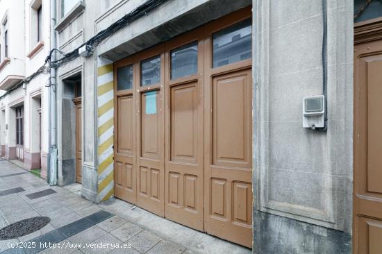 Una casa con muchísimas posibilidades en Monforte de Lemos!! - LUGO