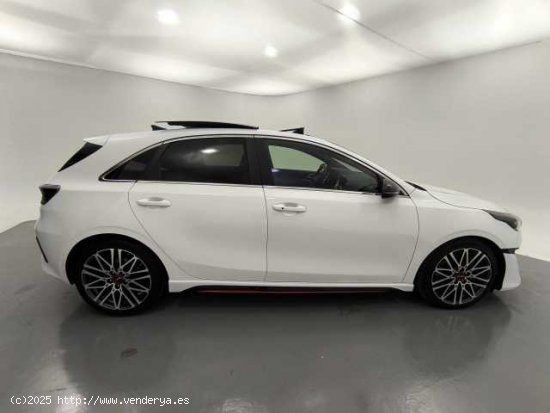 Kia Ceed ( 1.6 T-GDI Eco-Dynamics GT DCT 204 )  - Sabadell