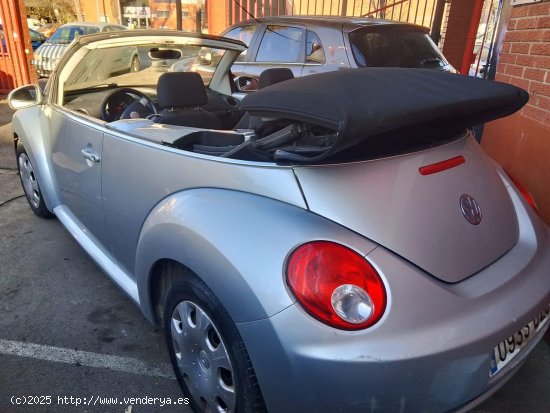 Volkswagen Beetle Cabrio 1.6 - Cornellà