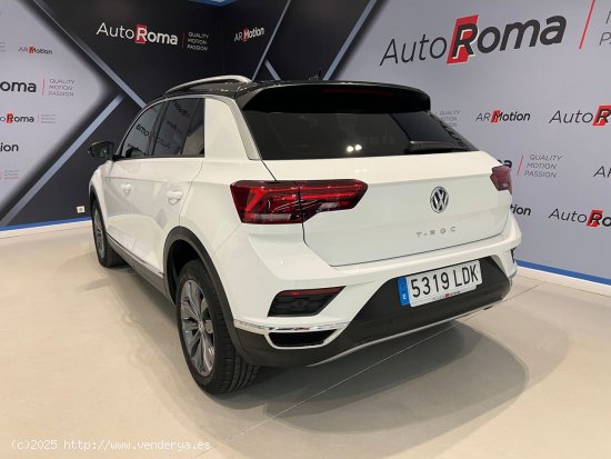 Volkswagen T-Roc 1.5 TSI 150cV SPORT - Sant Cugat del Vallès