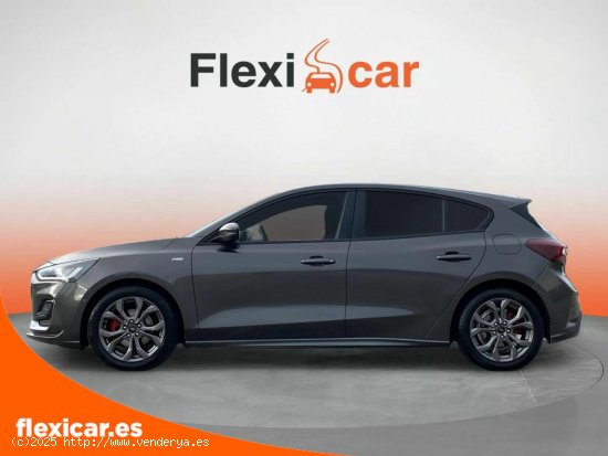 Ford Focus 1.0 Ecoboost MHEV 114kW ST-Line - Pamplona