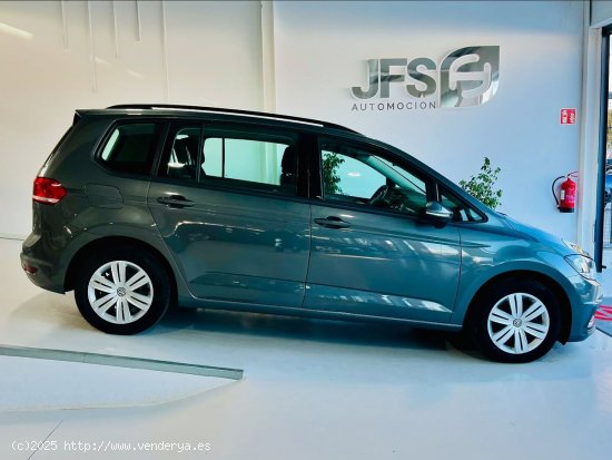 Volkswagen Touran Automático 1.6 TDI 115CV - Benalup