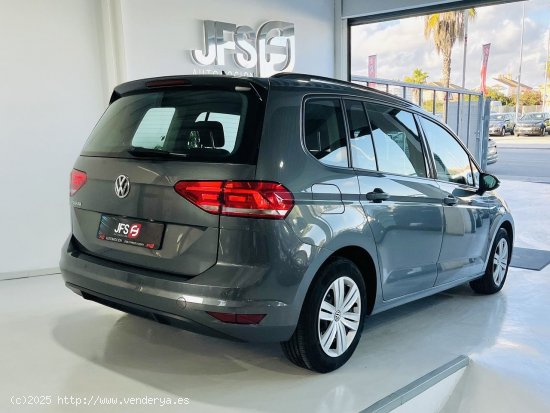 Volkswagen Touran Automático 1.6 TDI 115CV - Benalup