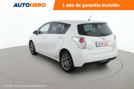 Toyota Verso 2.0 D-4D Advance - 