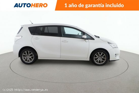 Toyota Verso 2.0 D-4D Advance - 