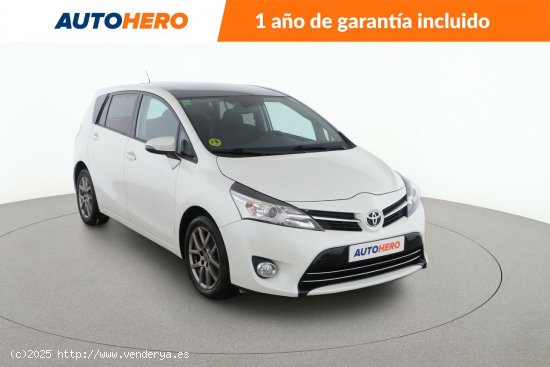 Toyota Verso 2.0 D-4D Advance - 