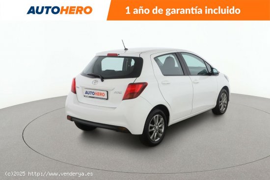 Toyota Yaris 1.0 VVT-i City - 