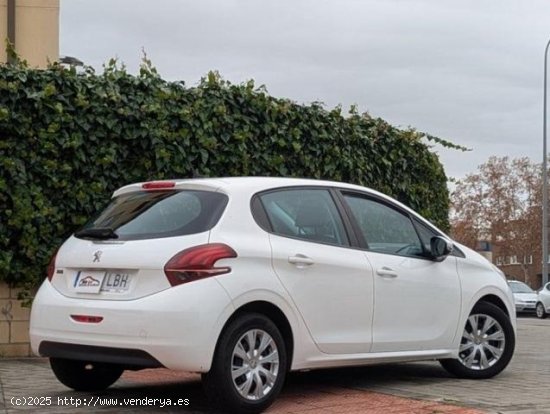 PEUGEOT 208 en venta en TorrejÃ³n de
Ardoz (Madrid) - TorrejÃ³n de
Ardoz