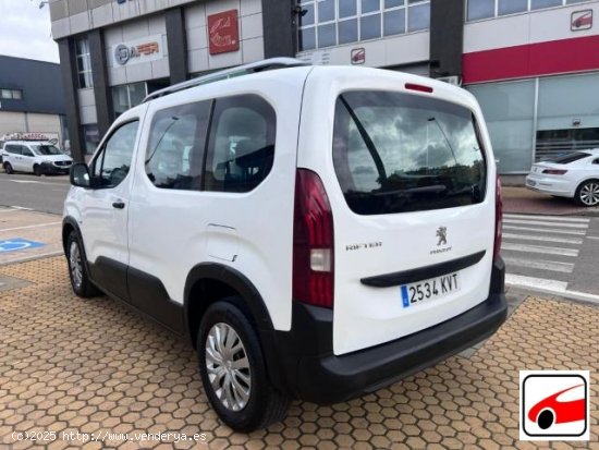 PEUGEOT Rifter en venta en AlcalÃ¡ de GuadaÃ­ra (Sevilla) - AlcalÃ¡ de GuadaÃ­ra