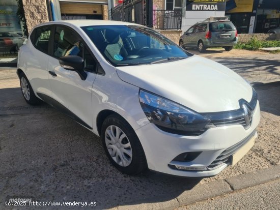 Renault Clio Buisness tce glp 90cv de 2019 con 90.000 Km por 9.995 EUR. en Madrid