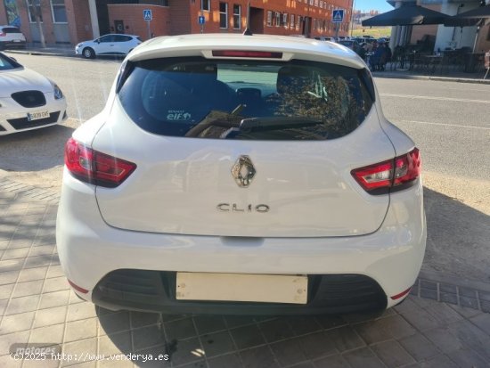 Renault Clio Buisness tce glp 90cv de 2019 con 90.000 Km por 9.995 EUR. en Madrid