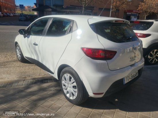 Renault Clio Buisness tce glp 90cv de 2019 con 90.000 Km por 9.995 EUR. en Madrid