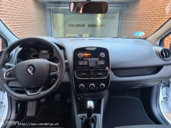 Renault Clio Buisness tce glp 90cv de 2019 con 90.000 Km por 9.995 EUR. en Madrid