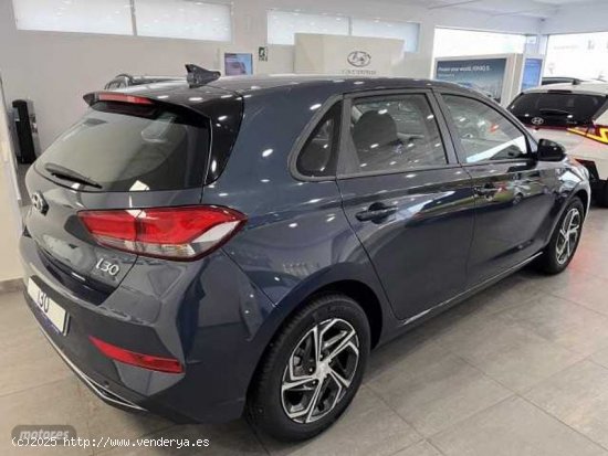 Hyundai i30 1.0 TGDI Klass LR 48V 120 de 2024 con 15.887 Km por 20.990 EUR. en Cuenca