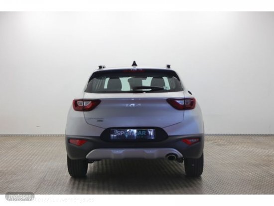 Kia Stonic 1.0 T-GDi MHEV Drive iMT 74 kW (100 CV) de 2022 con 68.082 Km por 17.990 EUR. en MADRID