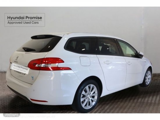 Peugeot 308 PureTech 130 S&S Style EAT8 96 kW (130 CV) de 2018 con 66.249 Km por 13.900 EUR. en MADR