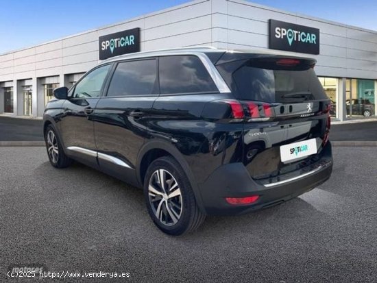 Peugeot 5008 BlueHDI 130 S&S GT EAT8 96 kW (130 CV) de 2023 con 3.643 Km por 35.490 EUR. en MADRID