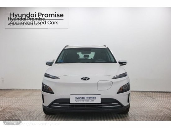 Hyundai Kona Electric EV Maxx 100 kW (136 CV) de 2023 con 629 Km por 28.990 EUR. en MADRID