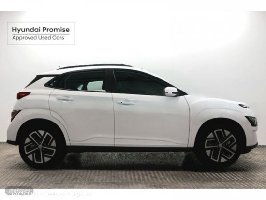 Hyundai Kona Electric EV Maxx 100 kW (136 CV) de 2023 con 629 Km por 28.990 EUR. en MADRID