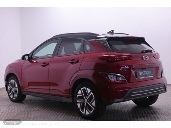 Hyundai Kona Electric EV Style Sky 150 kW (204 CV) de 2023 con 39.493 Km por 29.900 EUR. en MADRID