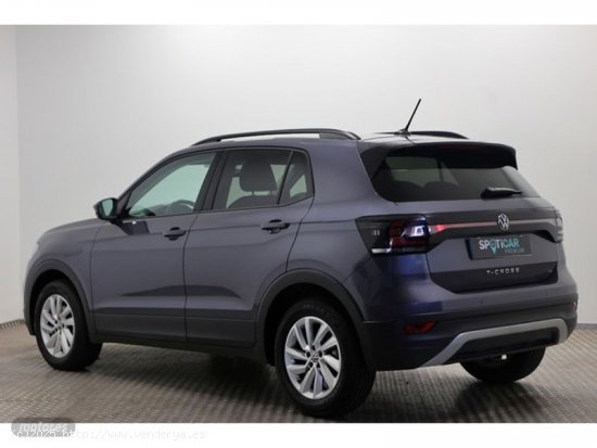 Volkswagen T-Cross Advance 1.0 TSI 81 kW (110 CV) de 2022 con 84.676 Km por 17.900 EUR. en MADRID