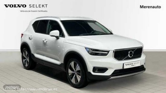 Volvo XC40 1.5 T3 MOMENTUM PRO AUTO 163 CV de 2021 con 32.978 Km por 27.900 EUR. en A Coruna