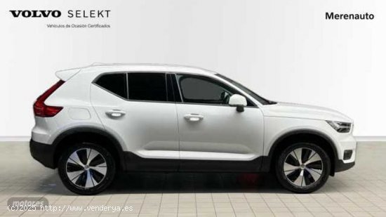 Volvo XC40 1.5 T3 MOMENTUM PRO AUTO 163 CV de 2021 con 32.978 Km por 27.900 EUR. en A Coruna