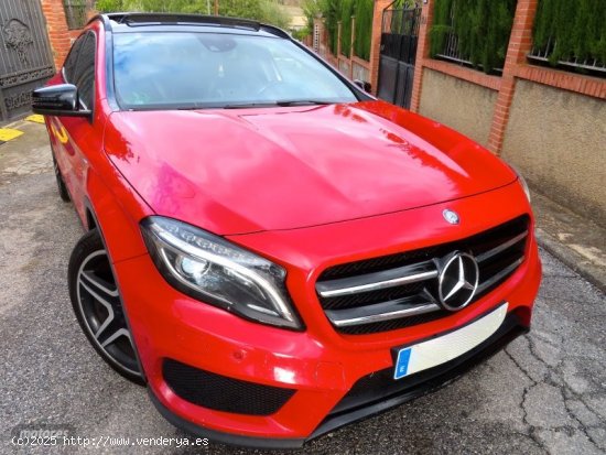  Mercedes Clase GLA 220D 4 MATIC AMG F1 PANORAMICO-NAVI-CAM-PIEL-FULLL de 2015 con 237.000 Km por 15. 