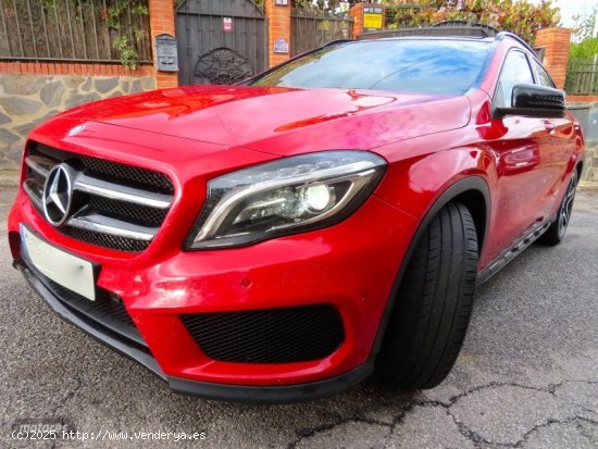 Mercedes Clase GLA 220D 4 MATIC AMG F1 PANORAMICO-NAVI-CAM-PIEL-FULLL de 2015 con 237.000 Km por 15.