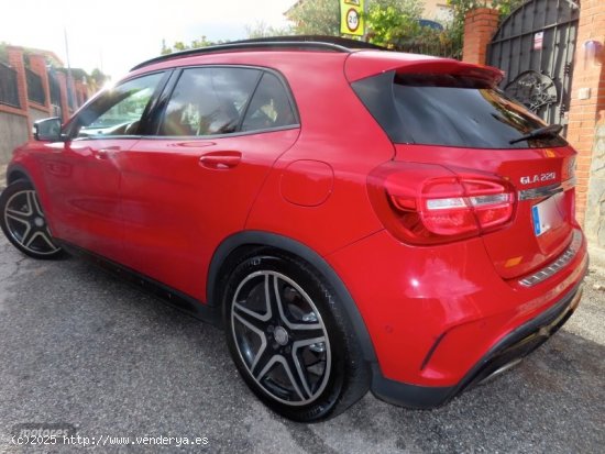 Mercedes Clase GLA 220D 4 MATIC AMG F1 PANORAMICO-NAVI-CAM-PIEL-FULLL de 2015 con 237.000 Km por 15.