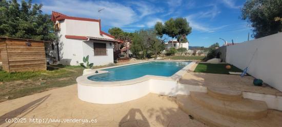 Chalet en venta Lliria - VALENCIA