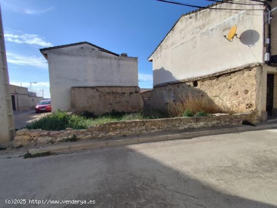 TERRENO URBANO DE 77 M² ÚTILES EN SAN MATEO DE GALLEGO - ZARAGOZA - ZARAGOZA