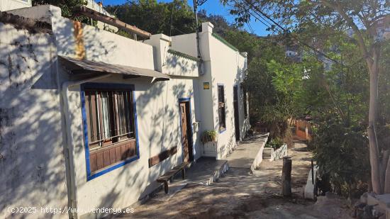 Casa terrera en Santa Brígida - LAS PALMAS