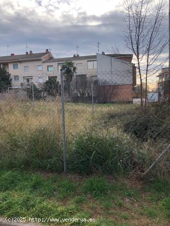 TERRENO URBANO PARA 5 UNIFAMILIARES EN CALLUS - BARCELONA