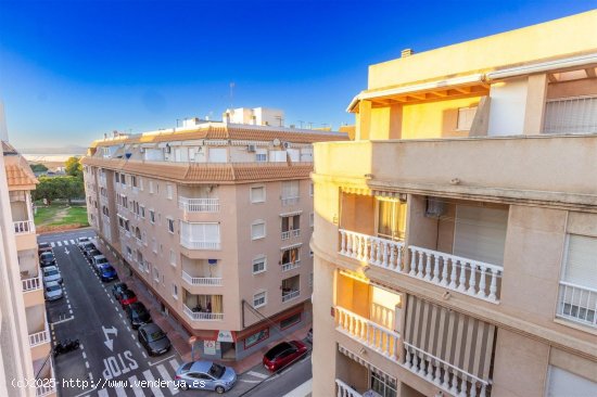 Piso en venta en Torrevieja (Alicante)