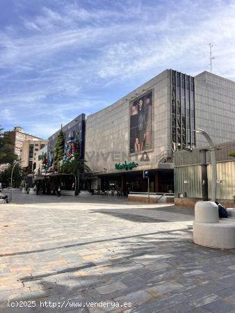 MAGNIFICO PISO EN ALQUILER POR HABITACIONES EN EL CENTRO DE MURCIA - MURCIA